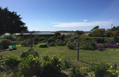 Plouguerneau House | Sea View - Traditional family property with full comfort