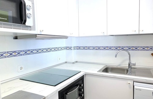 Urbanizacion Costabella Apartment | Sea view, WiFi & Park. Urbanization with doorman, near the beach and Golf