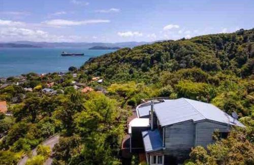 Lowry Bay Villa | Sea views from holiday home