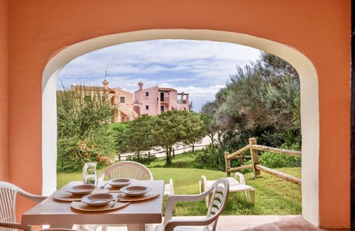 Punta De Su Turrione Villa | Sea Villas Villa sleeps 4 with A.C just 3 km from the sea