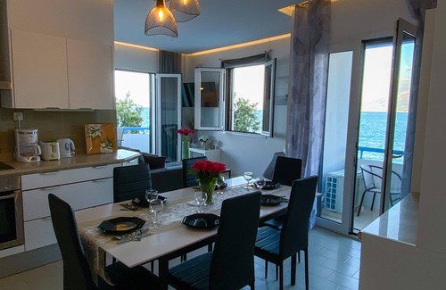 Limenas Chersonisou Apartment | Sea Waves Apartment 1