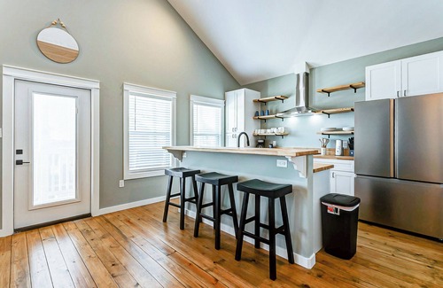 Crystal Beach House | Sea You Soon - a 2 bedroom, 2 bath, sleeps 9.