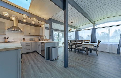 Eureka Ski Chalet | Seabreeze Chalet