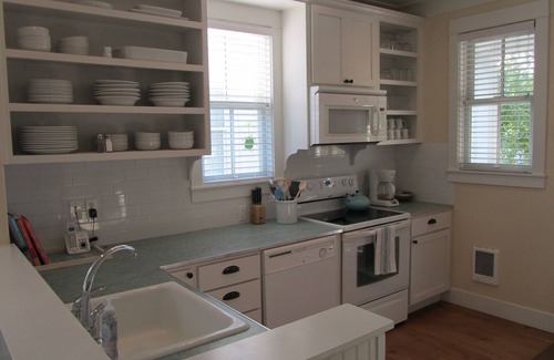 Seabrook Cottage | Seabrook - On Turtle Time