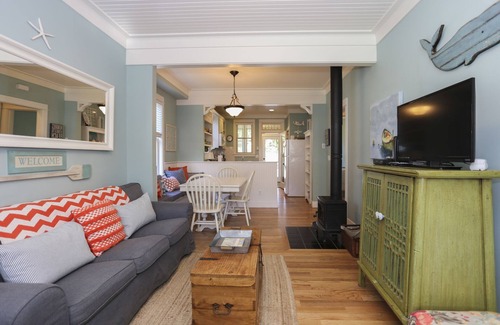 Seabrook House | Seabrook's Happy Days: Dog Friendly!