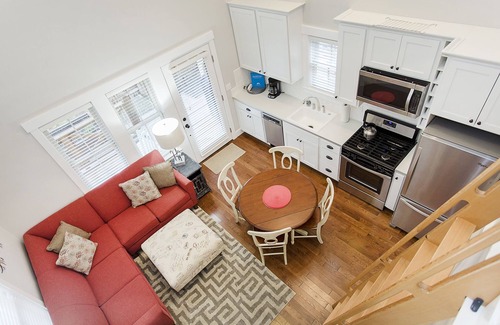 Seabrook House | Seabrook's Heart Song, combines the exciting beach and peace of the farm!
