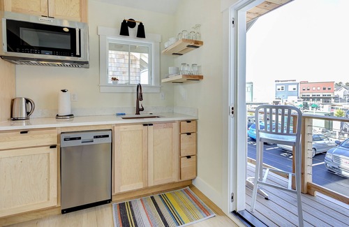 Seabrook House | Seabrook's SKYJO: Perfect couples retreat