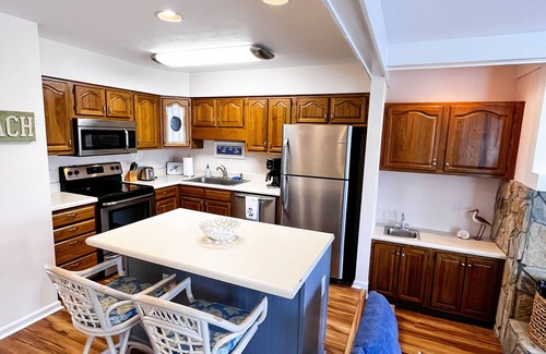 Emerald Isle Condo | SeaChelle Cottage, Ocean Reef 14-B-1, Oceanside condo in Emerald Isle