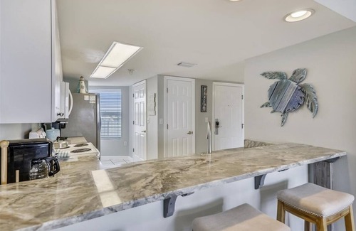 Fort Walton Beach Condo | Seacrest 710 is 2 BR Top Floor Gulf Side unit - Beautifully decorated by RedAwning