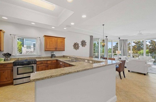 Rosemary Beach House | Seacrest - Private Beach - Walk or bike to Alys