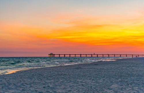 Dune Allen Beach Apartment | Seaesta at Topsail Village