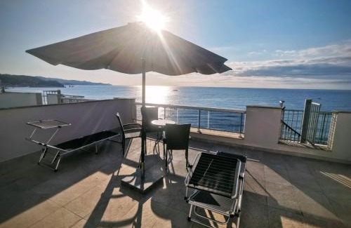 Blanes Apartment | Seafront apartment in Blanes S'Abanell Central Park
