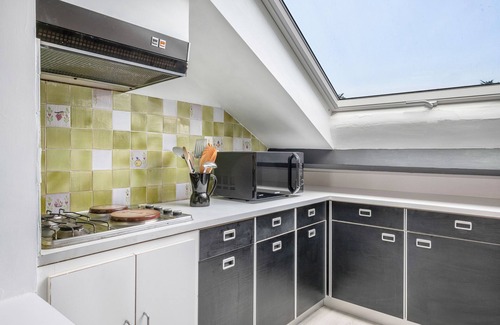 Pornichet Apartment | Seafront, flat under roofs for 4
