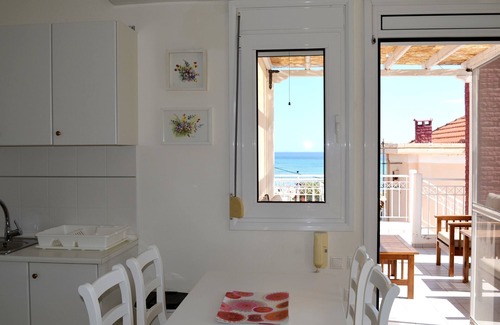Nea Propontida Apartment | Seafront Holiday Home Iris 8 on a Long Sandy Beach, Geomare 1st Floor