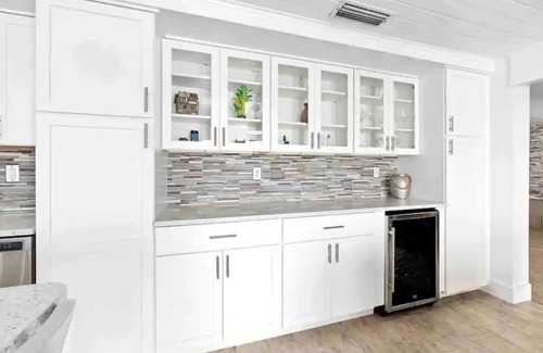 Vilano Beach House | "Seaglass Cottage" - Direct Oceanfront, Vilano beach access near St. Augustine