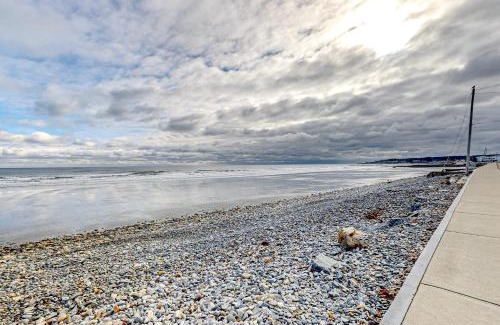 York Beach Apartment | Seaglass Cottage