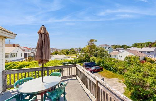 York Beach Apartment | Seaglass Cottage