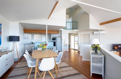 Vincentia House | Seaglass Jervis Bay by Experience Jervis Bay