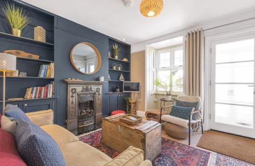 Reydon House | Seagrass Cottage in Southwold, Stunning Property with Views!