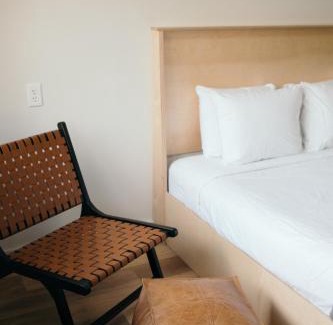 Bayfield Hotel | Seagull Bay Motel