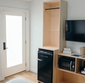 Bayfield Hotel | Seagull Bay Motel
