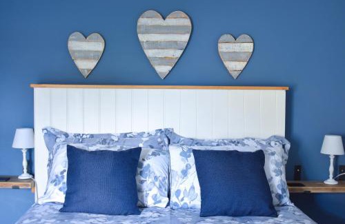 Pakefield House | Seagull Cottage - Suffolk Coastal Escapes