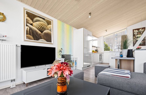 Wendtorf House | Seahorse - good furnishings, sea view, terrace, sauna, bikeport, utilities included.