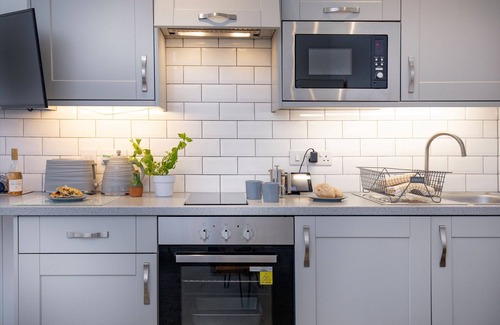 Paignton Apartment | Seahorse Shore Studio @ Sunnybeach