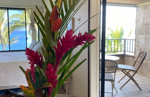 Princeville Condo | Sealodge J7 - 2BR/2BA, 2nd Floor Prime End Unit, Spectacular Oceanfront Views