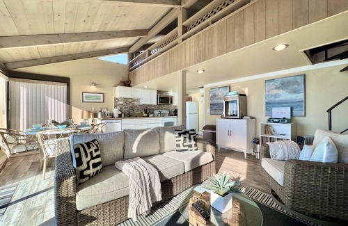 Sereno del Mar House | Seamist Beach Cottage