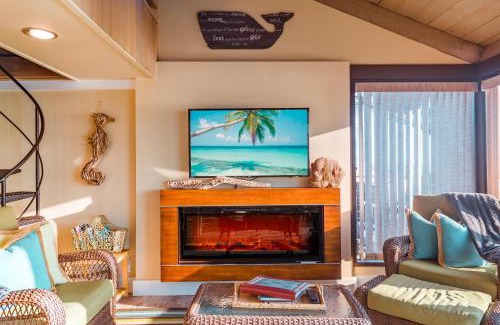 Sereno del Mar House | Seamist Beach Cottage, Private Beach & Ocean views