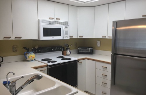 Diamond Beach Condo | Seapointe Village - OCEAN VIEW/POOL VIEW &Fire Pit Views!-Free WIFI