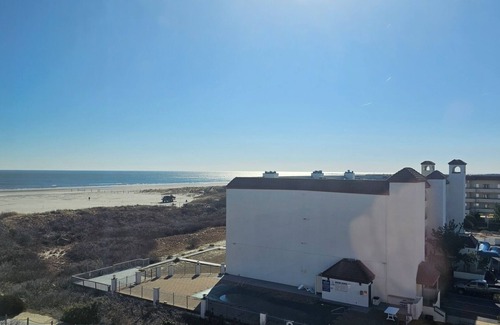 Diamond Beach Condo | Seapointe Village South Beach ocean front 3-bedroom condo in Wildwood Crest