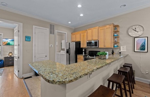 Crescent Beach House | SeaRenity Shores: Snowbirds Welcome, Dogs OK, CommPool, FREE Pie 4 Nov Stays!
