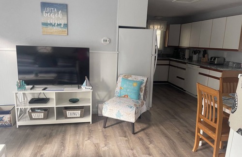 Buzzards Bay Cottage | SEAS THE DAY CAPE COD COTTAGE