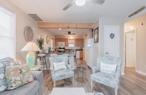 Del Haven House | Seas the Day! Lovely 3-bedroom, 1.5 bath home close to the beach