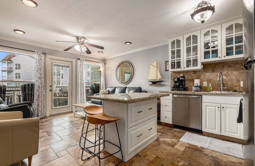 Galveston Condo | Seascape Condo w/Beach/Pool Views Over-sized Balcony - w/d in unit & heated pool