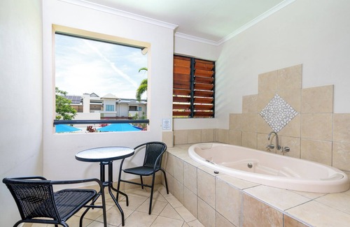 Port Douglas Apartment | Seascape Holidays at Heritage Resort Spa Room
