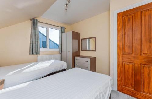 Woolacombe Villa | Seascape Villa 2 at Golden Coast Leisure Park O