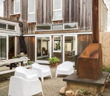 Raumati South House | Seascapes Luxury Retreat