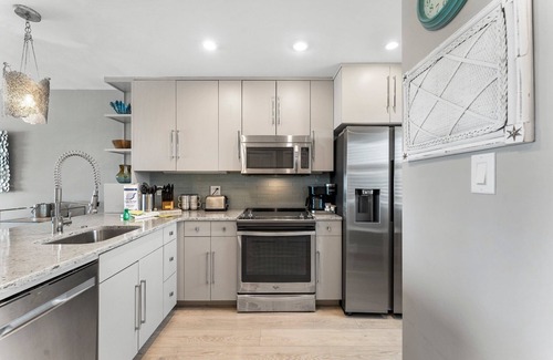 Sunnyside House | "Seashell Sanctuary 47" Sleeps 6-Ocean Views
