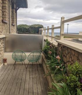 Hermanville-sur-Mer Apartment | Seashore Hideaway studio