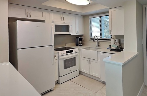Mid Island Condo | Seaside 110 | Corner Condo w/Gulf Views, Resort Perks + Walkable Dining