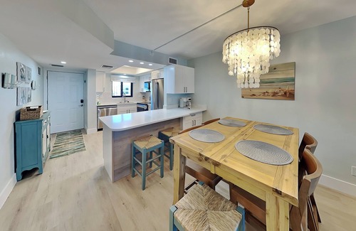Mid Island Condo | Seaside 205 | Renovated Gulf-Front Condo w/Pool, Beach Access + Views