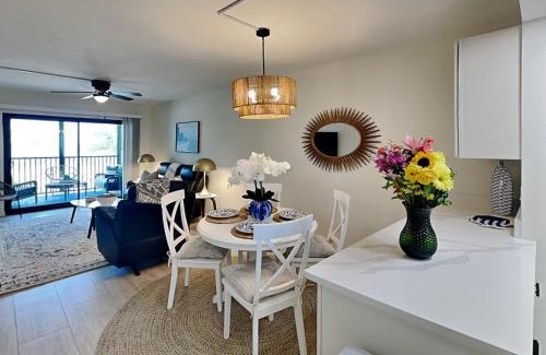 Mid Island Apartment | Seaside 304
