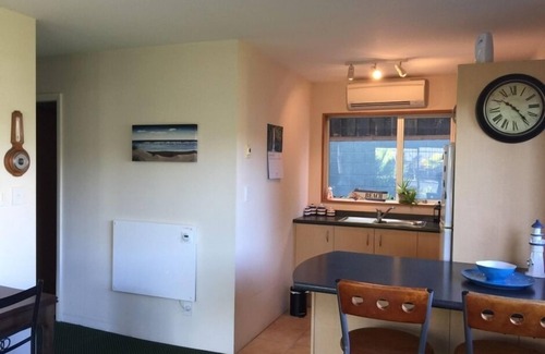 Christchurch Apartment | Seaside Beach Apartment