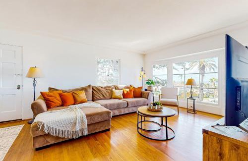 Point Loma Heights House | Seaside Beauty