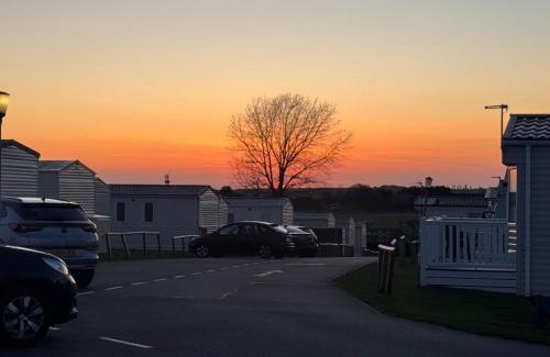 Leysdown-on-Sea House | Seaside Bliss Retreat in heart of isle of sheppy
