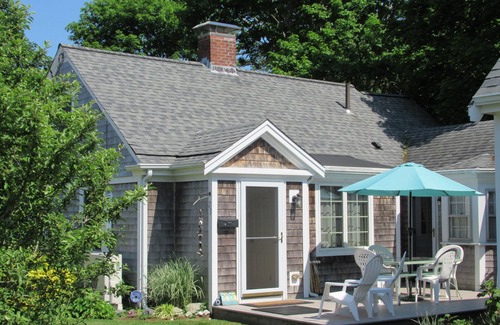Hyannis House | Seaside Cape Cod Escape-Norris Cottages Bungalow: 3 Minutes to the Beach
