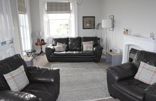 Burntisland House | Seaside Cottage, Burntisland, Fife